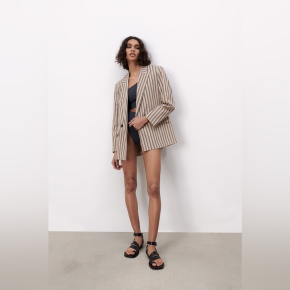 ZARA ~ OVERSIZED DOUBLE BREASTED JACKET ✨ Bloggers Favorite - Picture 3 of 10